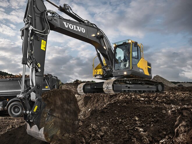 excavator-ec220e-t4f Escavatore Volvo EC220E